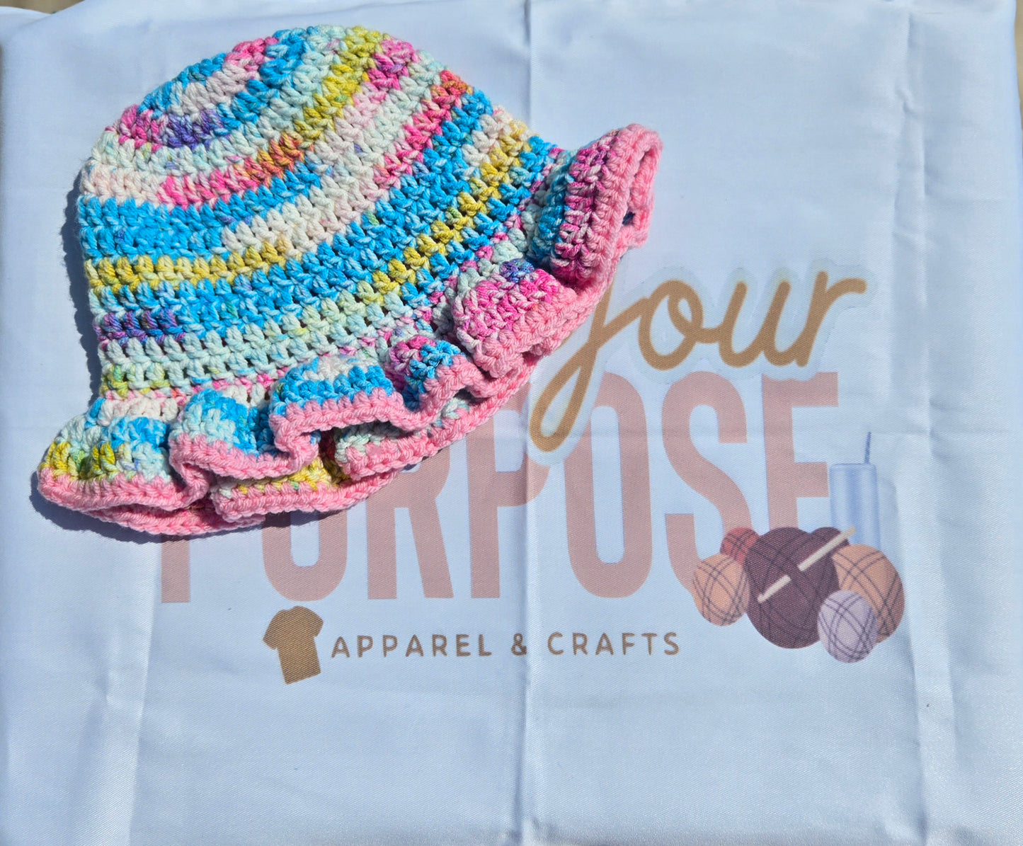 PASTEL RAINBOW BUCKET HAT